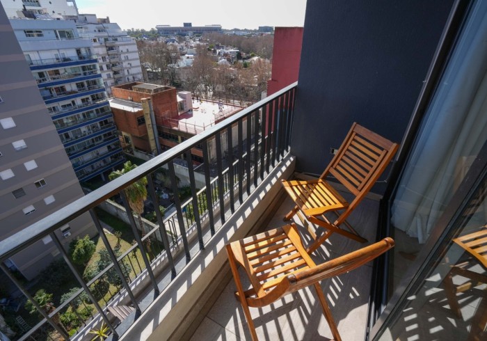 familiar monrosuites 12