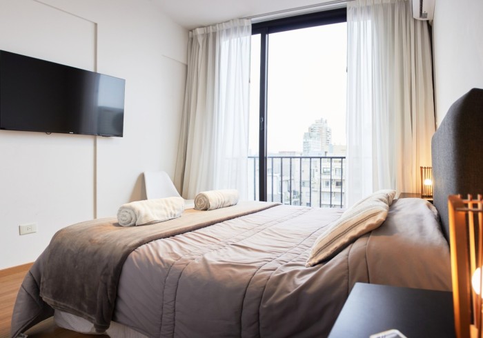 familiar monrosuites 4