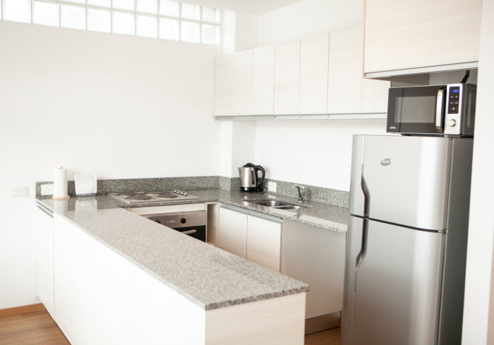 premium plus monroe suites 24